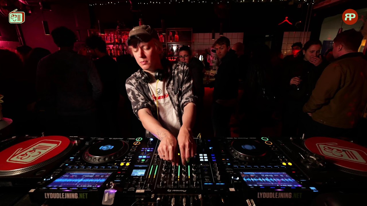 Synthy Trip w/ Frederik Tollund @ Radio Panini (07.02.2026)