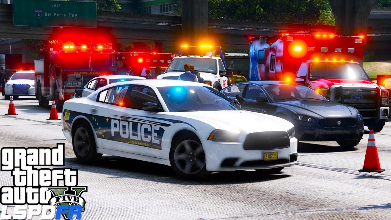 GTA 5 LSPDFR Police Mod 447 | Los Santos Police Department Responding To A Hit & Run On The Freeway