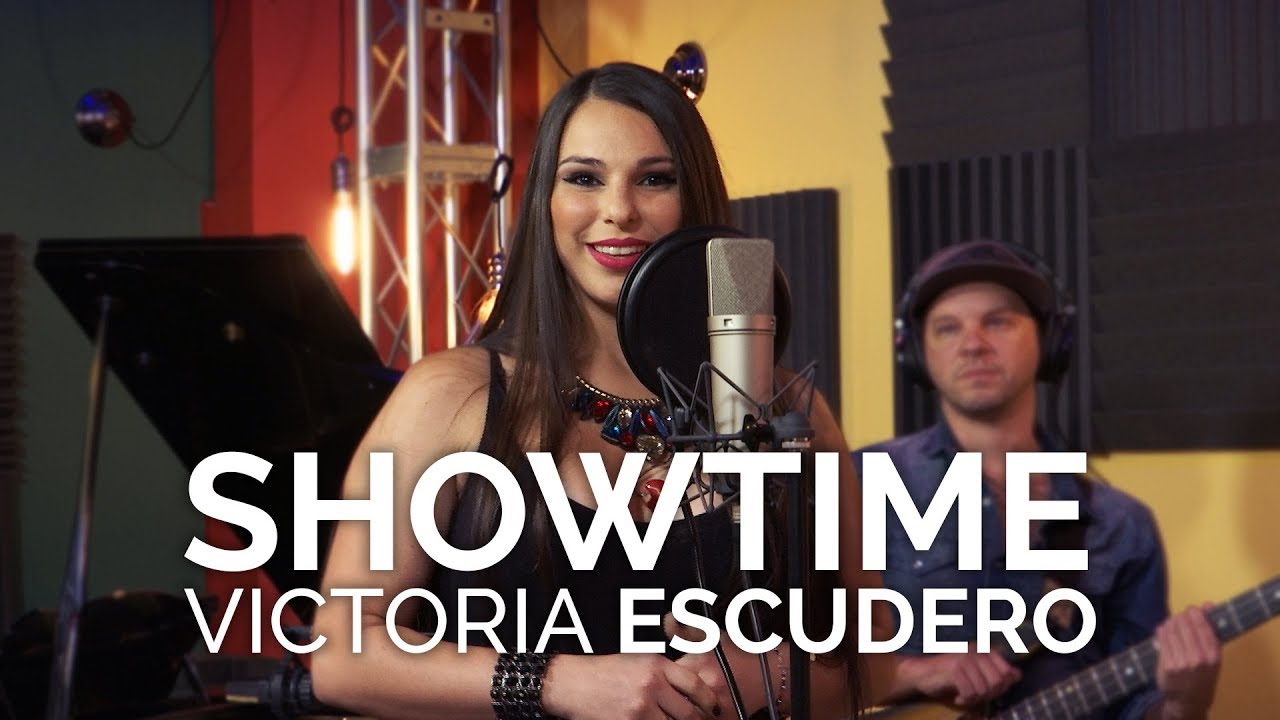 Victoria Escudero - Juntos a la par/Desconfio | Showtime HD