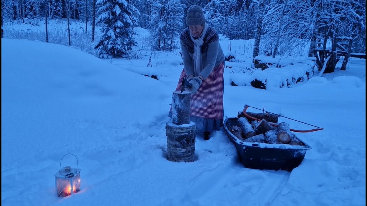 Kuinka karjalainen nainen lämmittää leivinuunin? How karelian woman does heat a fireplace?