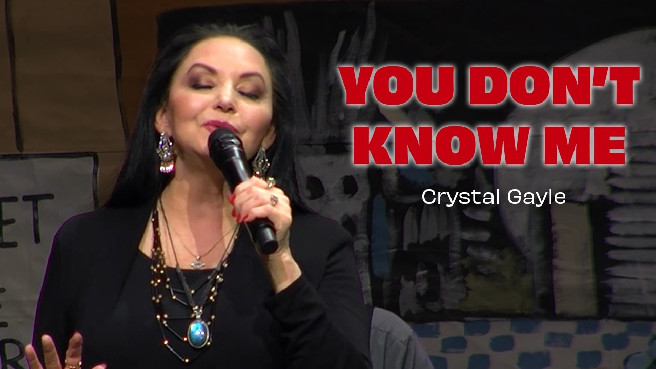 Crystal Gayle sings “You Don’t Know Me” on Larry's Country Diner