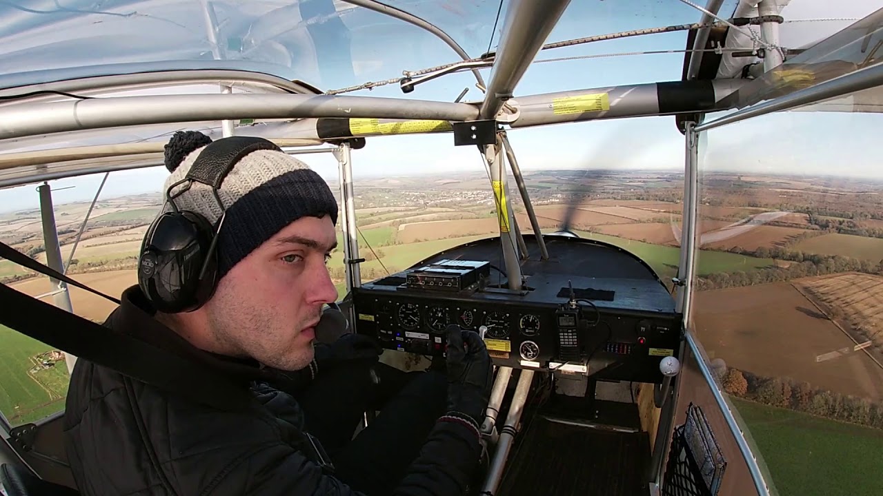 Clench Common Airfield - OVERHEAD JOIN AND LANDING