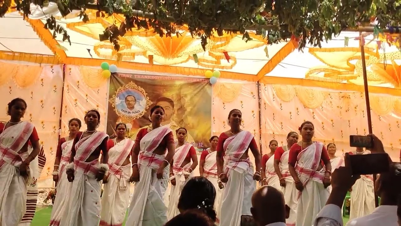 E sundar duniya banale toy//jesus bhakti dance//