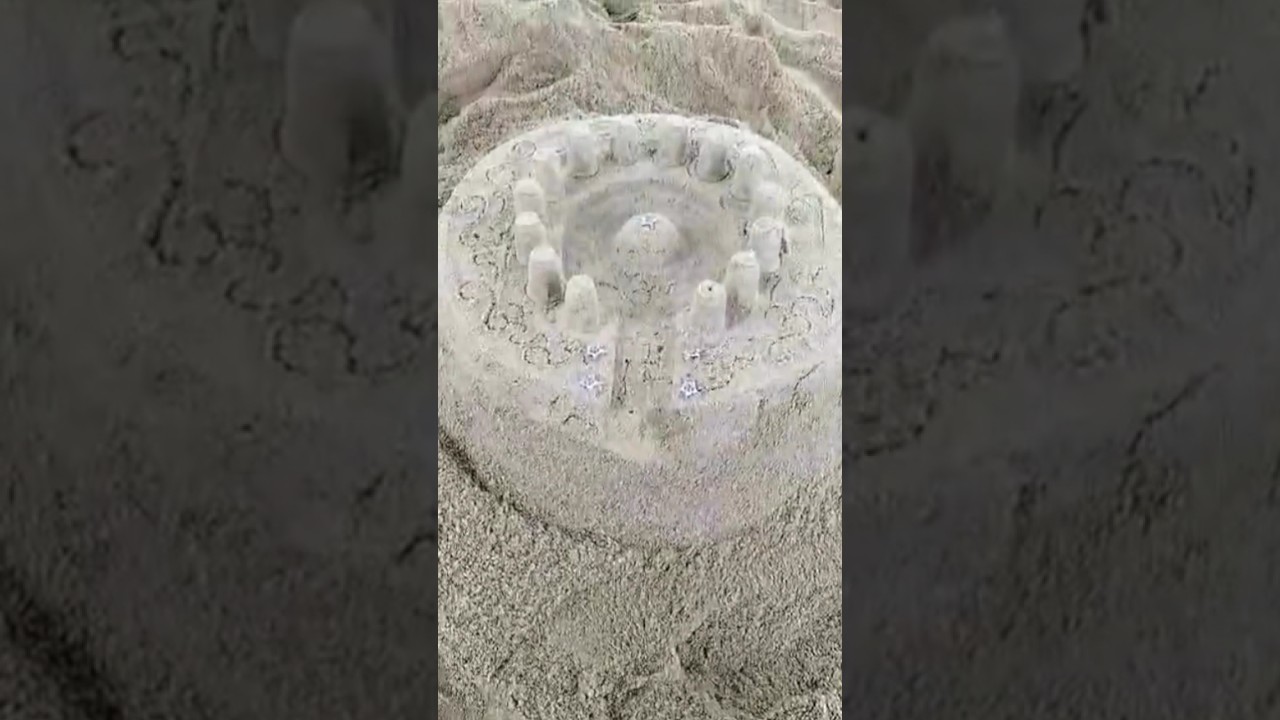 make a sand shivling with my juniorfr😀