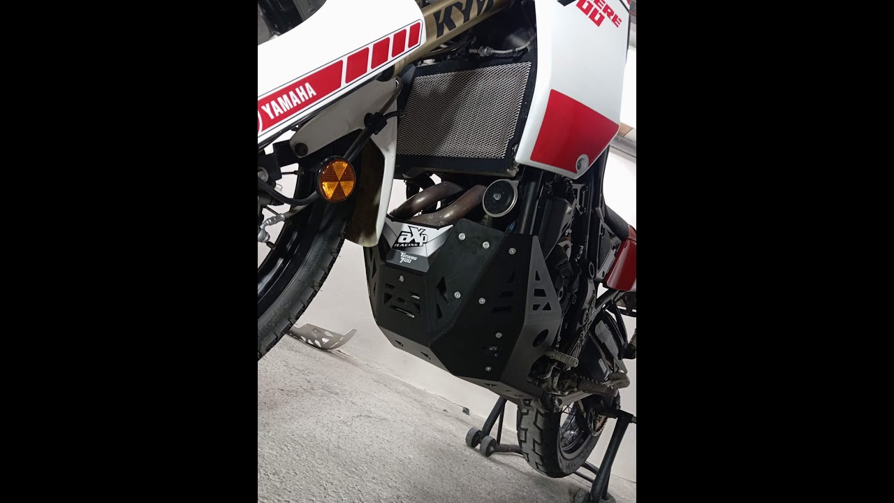 Yamaha T&eacute;n&eacute;r&eacute; 700 Italia - Montaggio paracoppa AXPRacing