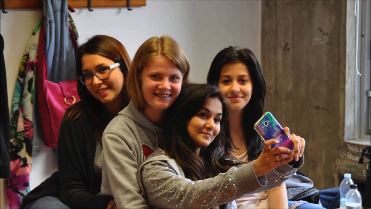 Classe 4^ D SSS dell’I.S.I.S. “G. Luzzatto” - UBRIACHIAMOCI DI VITA….