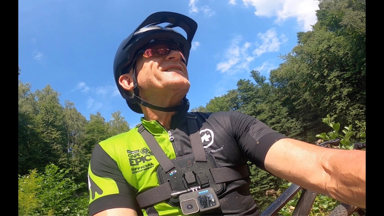 Regenerace po sobotním opravdu letním závodě 🚴🏽🚵🏻‍♂️🚴🏿‍♂️ a zase něco o výživě 🍌🍌🍎