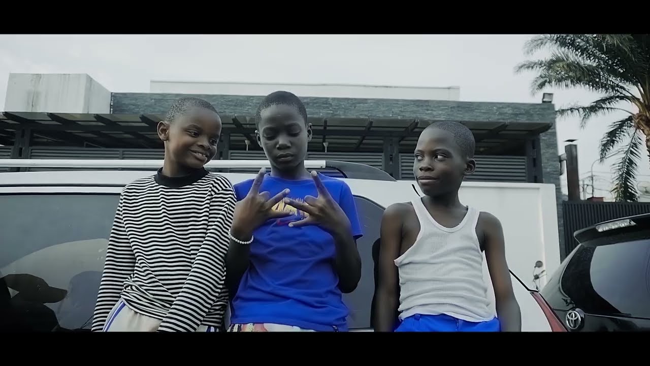 Ghetto - Junior ( Feat Young Mc Leb ) clip officiel 