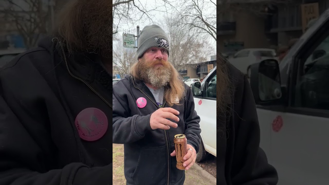 Sacramento ICE protesters &lsquo;stand in solidarity&rsquo; after attack, Minneapolis killings