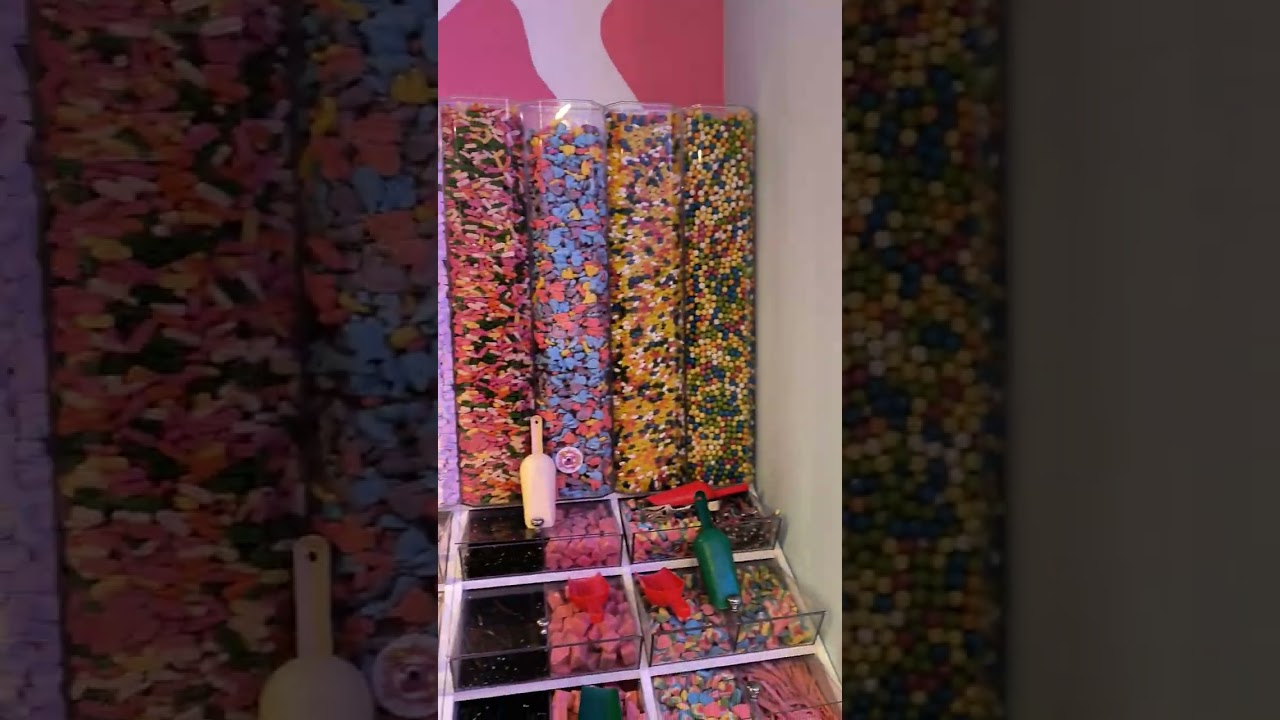 Sopot Candy Trendy Shop Sklep ze słodkościami czekolady żelki pianki kr&oacute;wki i inne rarytasy 03/2024