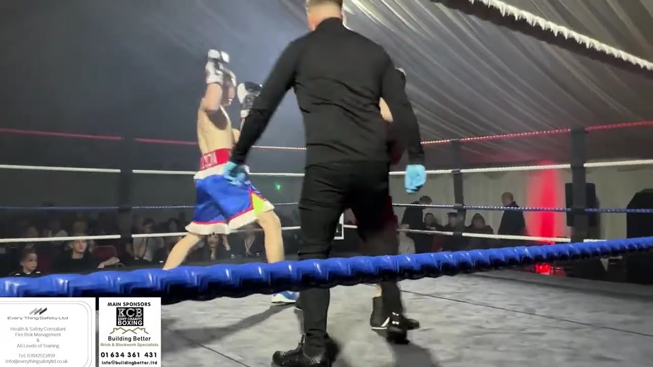 05 Charlie Hudson V Zee Thompson