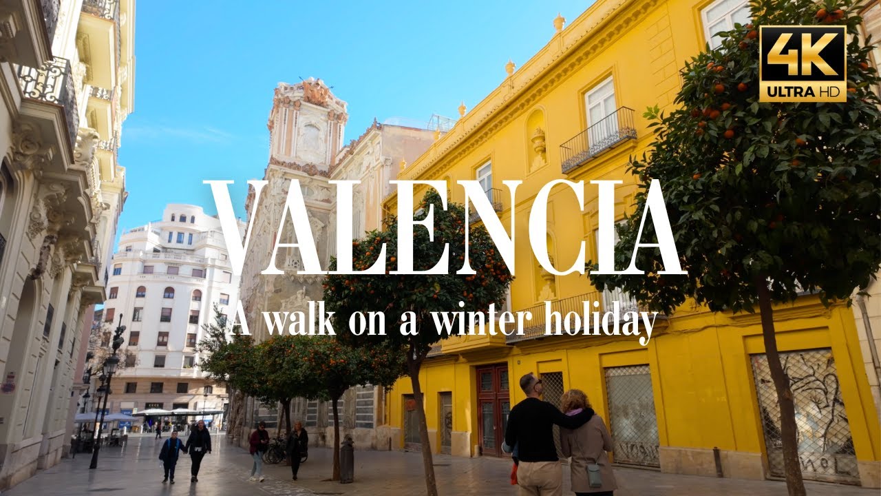 Walking in Valencia - The perfect balance between quiet streets and bustling restaurants