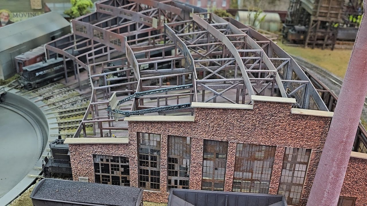 Two Years Later, I Revisit Jeff Grove's Carolina Craftsman Kits HO Layout!
