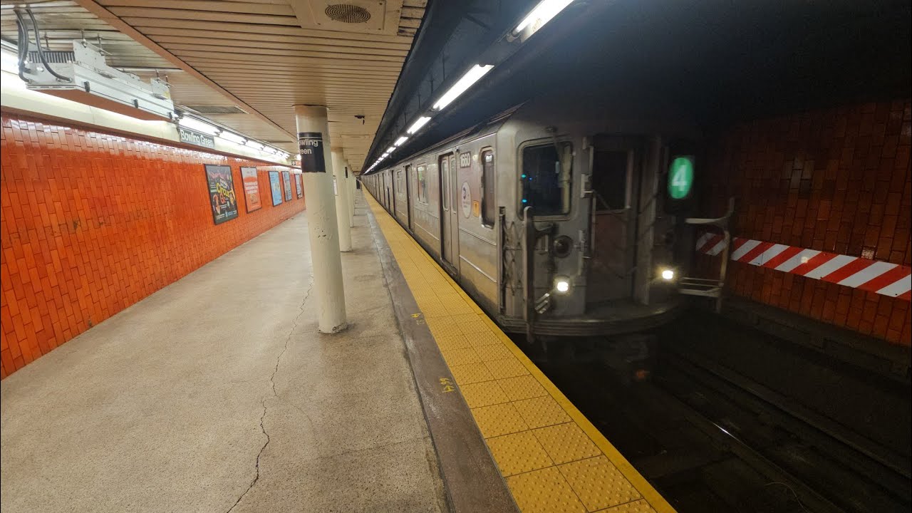 R142 and R62A 4 train action to 3Av-138St at Bowling Green!