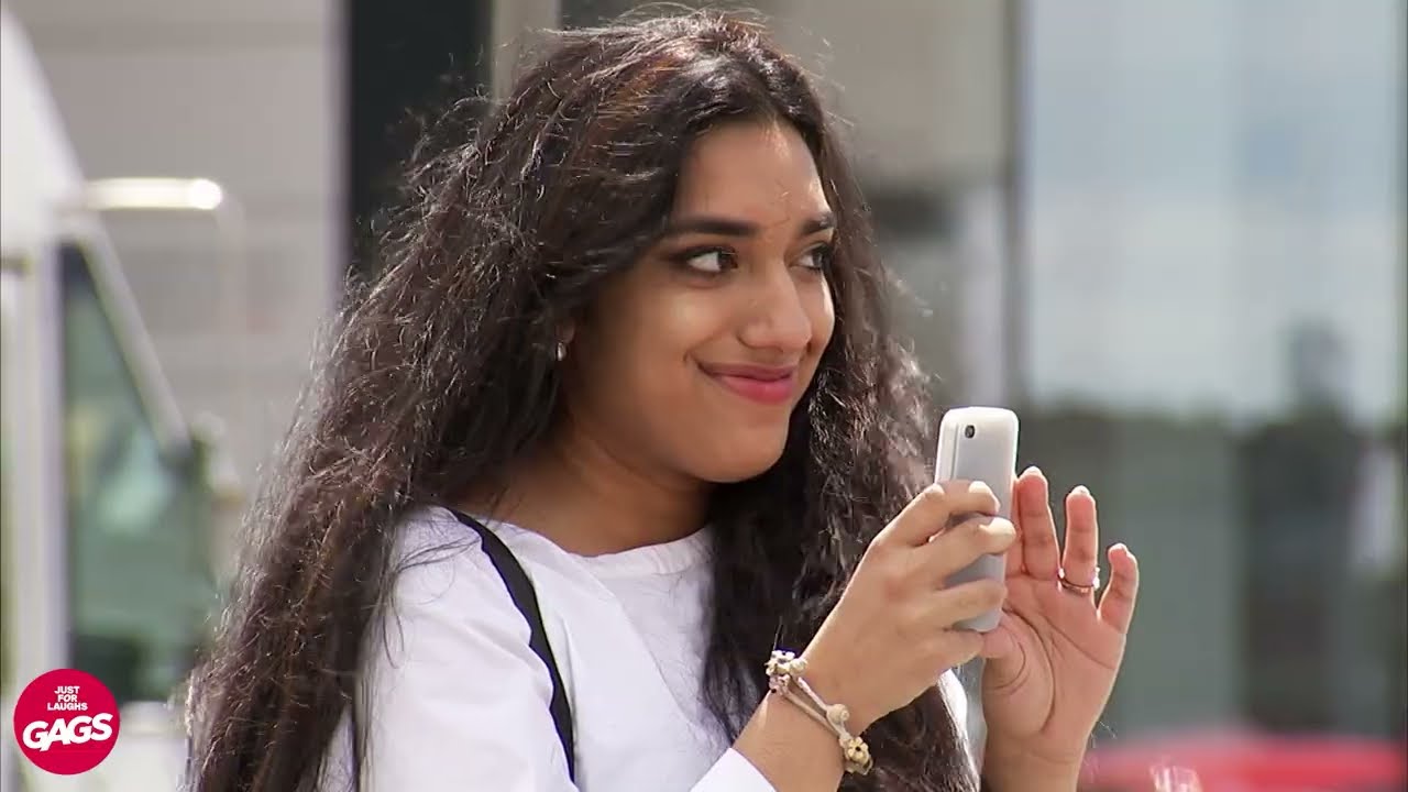 Ils sont trop bizarre | Juste Pour Rire Les Gags