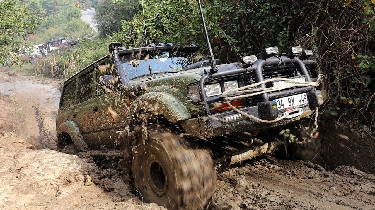 40'' - Toyota Land Cruiser HDJ 80 / Hard Mudding