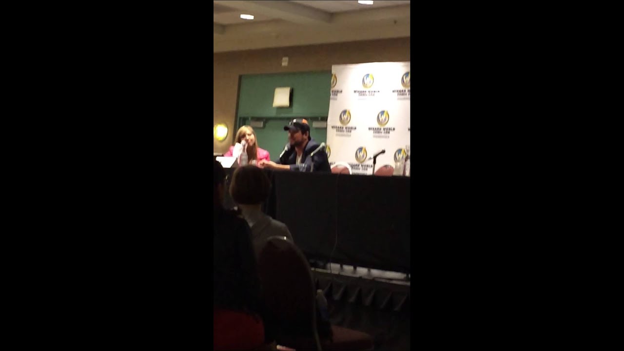 Wizard World Comic Con - Dean Cain on Faith