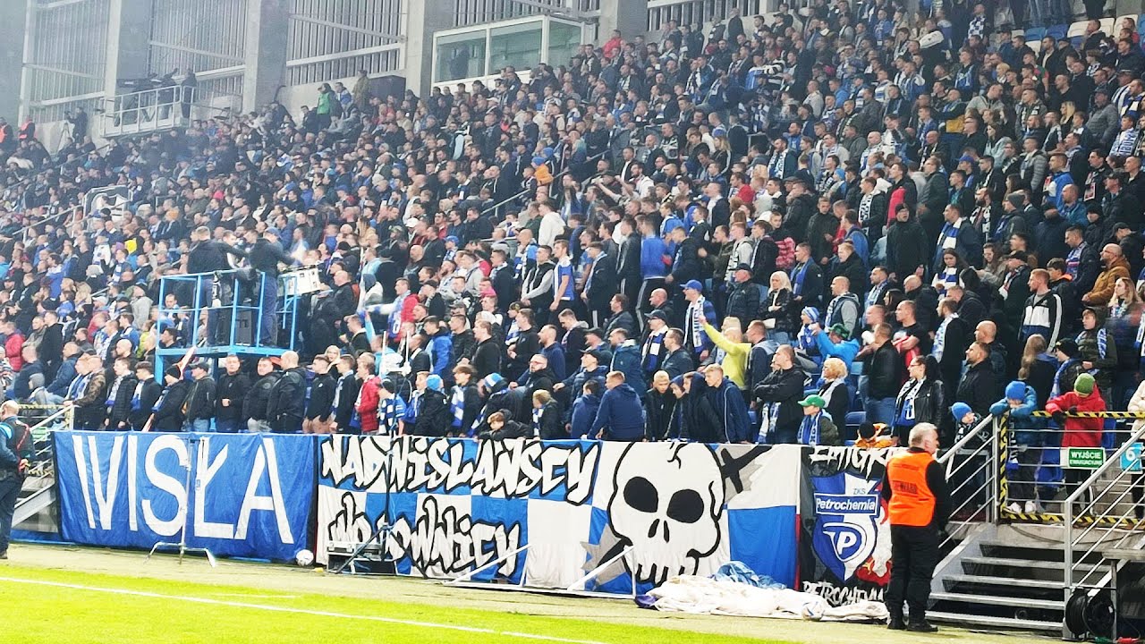 Doping kibiców Wisły Płock na meczu z Legią Warszawa. Derby Mazowsza | 14.10.2022