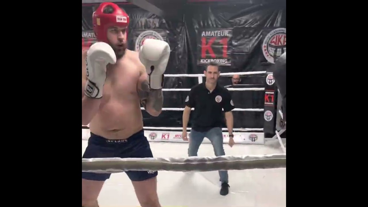 WKA Amateur English Super-Heavyweight Title ( K1-Rules ) : Round 1.