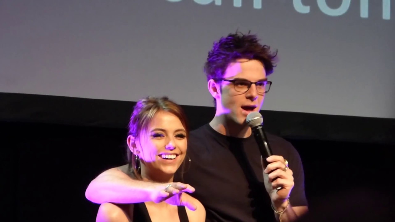 BloodyNightCon 2017 -  Nathaniel Buzolic & Riley Voelkel // Flirting