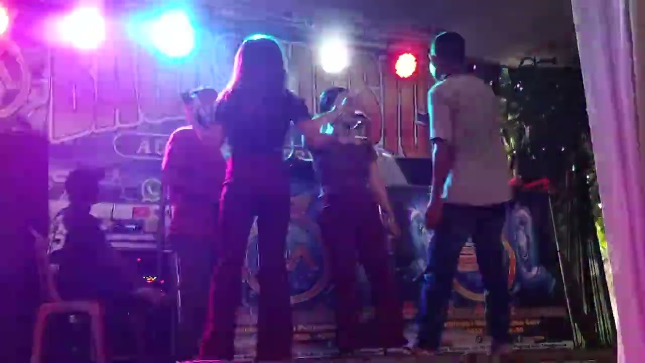 Bagas berguyang#dangdut #djdangdutkoplofullbassglerrrr #dj
