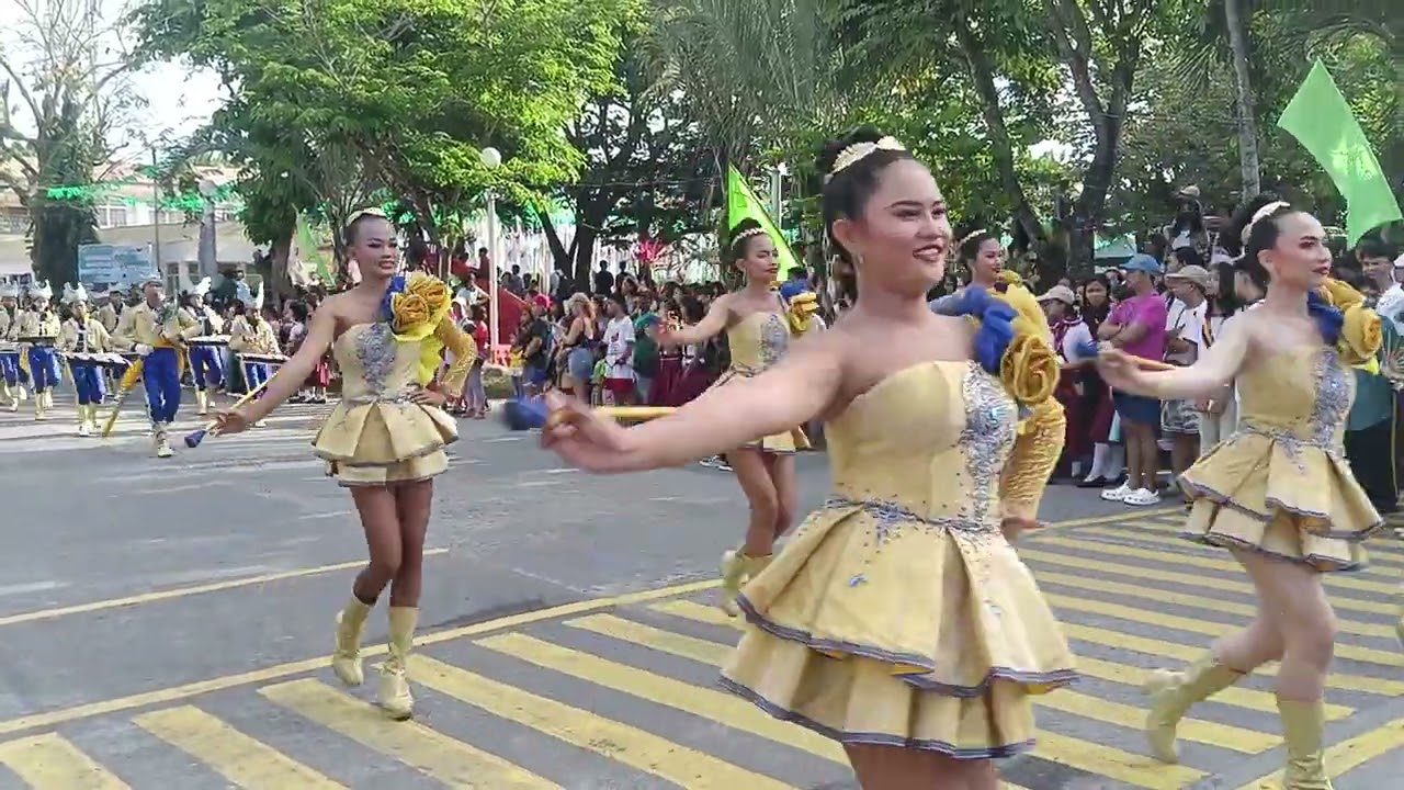 LIBMANAN 450TH FOUNDATION ANNIVERSARY❣️#camarinessur #majorette #exivition #parade #leader