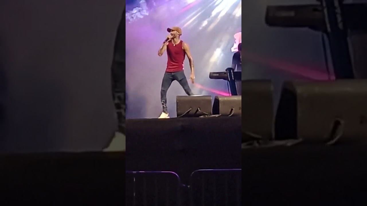 Banda impacto do forró de Nhamundá no expoanh 2025