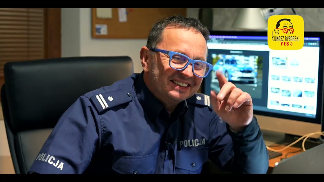 Komediant gł&oacute;wny Policji YES 385 PSY 15