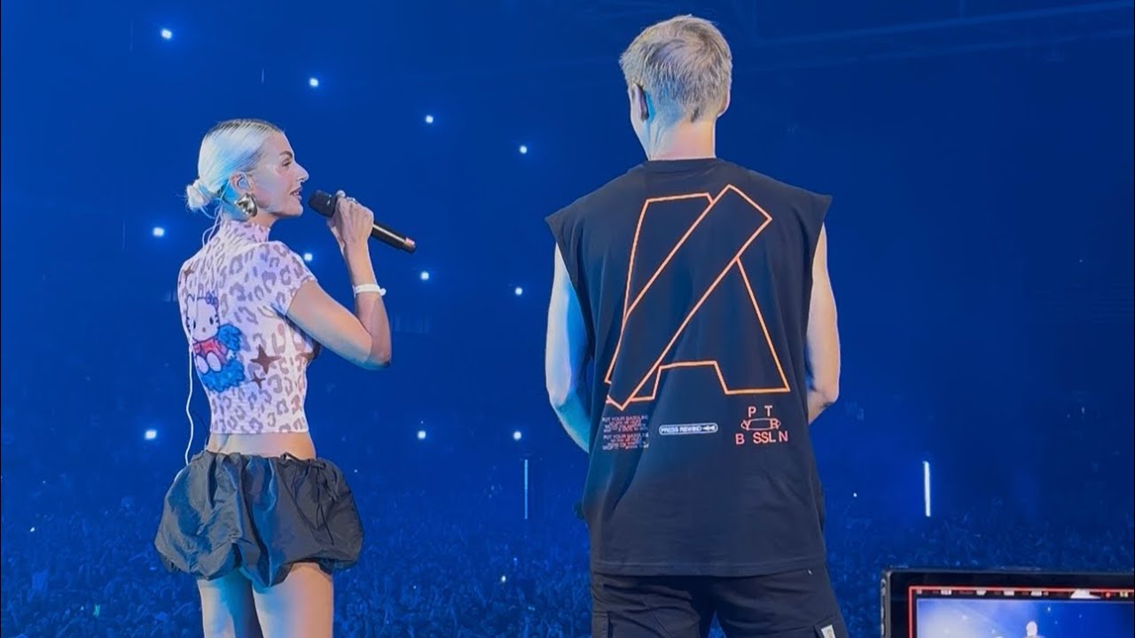 AMF2025 Set Me Free Ft.SACHA -- Armin van Buuren Live in Johan Cruijff ArenA