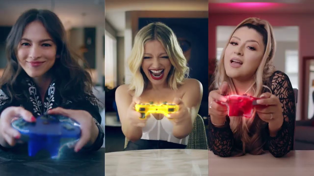 Fanny Lu, Paty Cantú & Melanie Pfirrman - En Mis Tacones (Video Oficial)