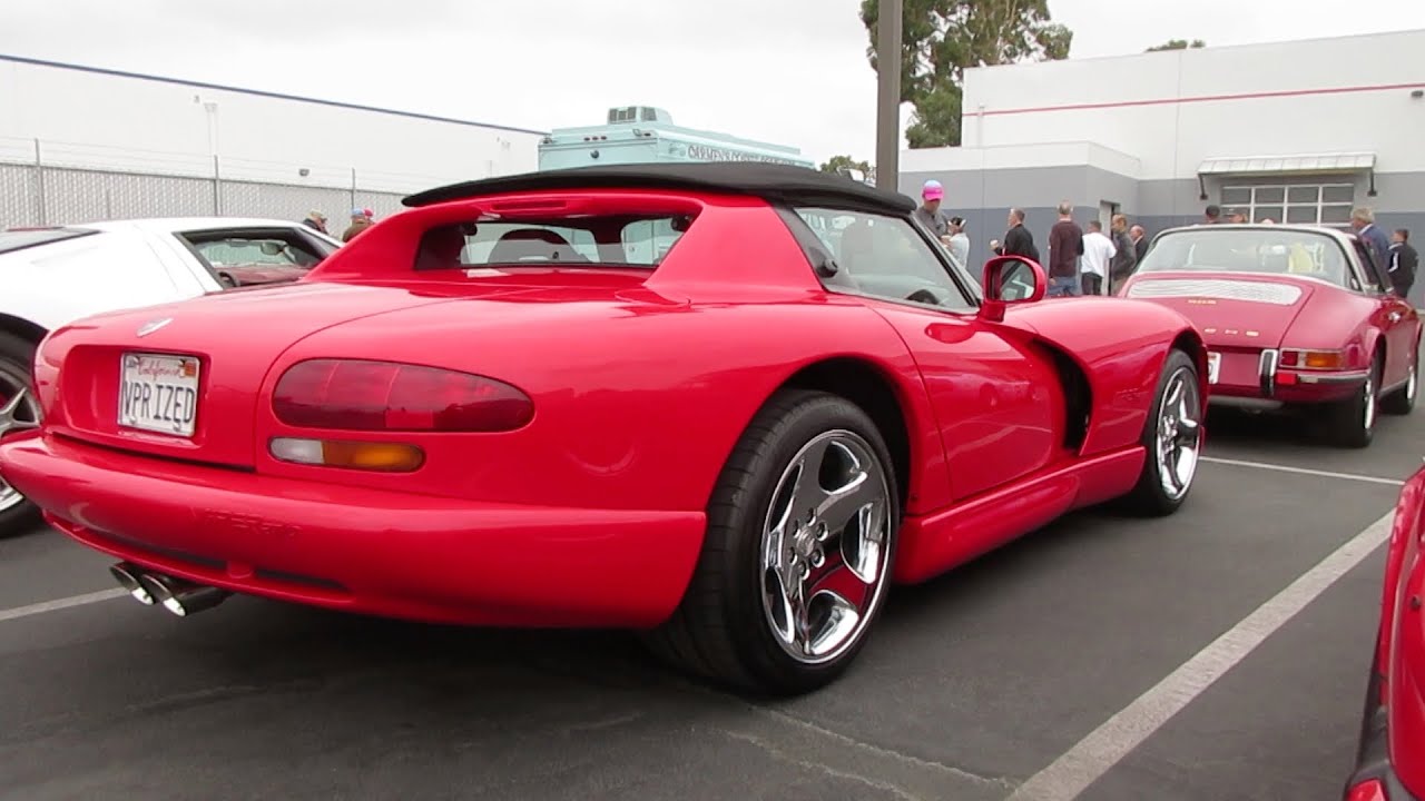 Viper Red 1999 Dodge Viper RT/10