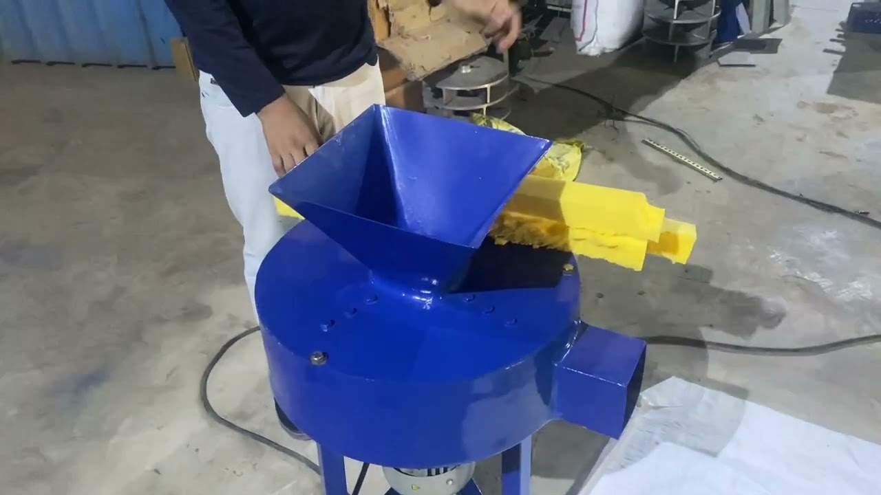 FOAM WASTE SHREDDING MACHINE