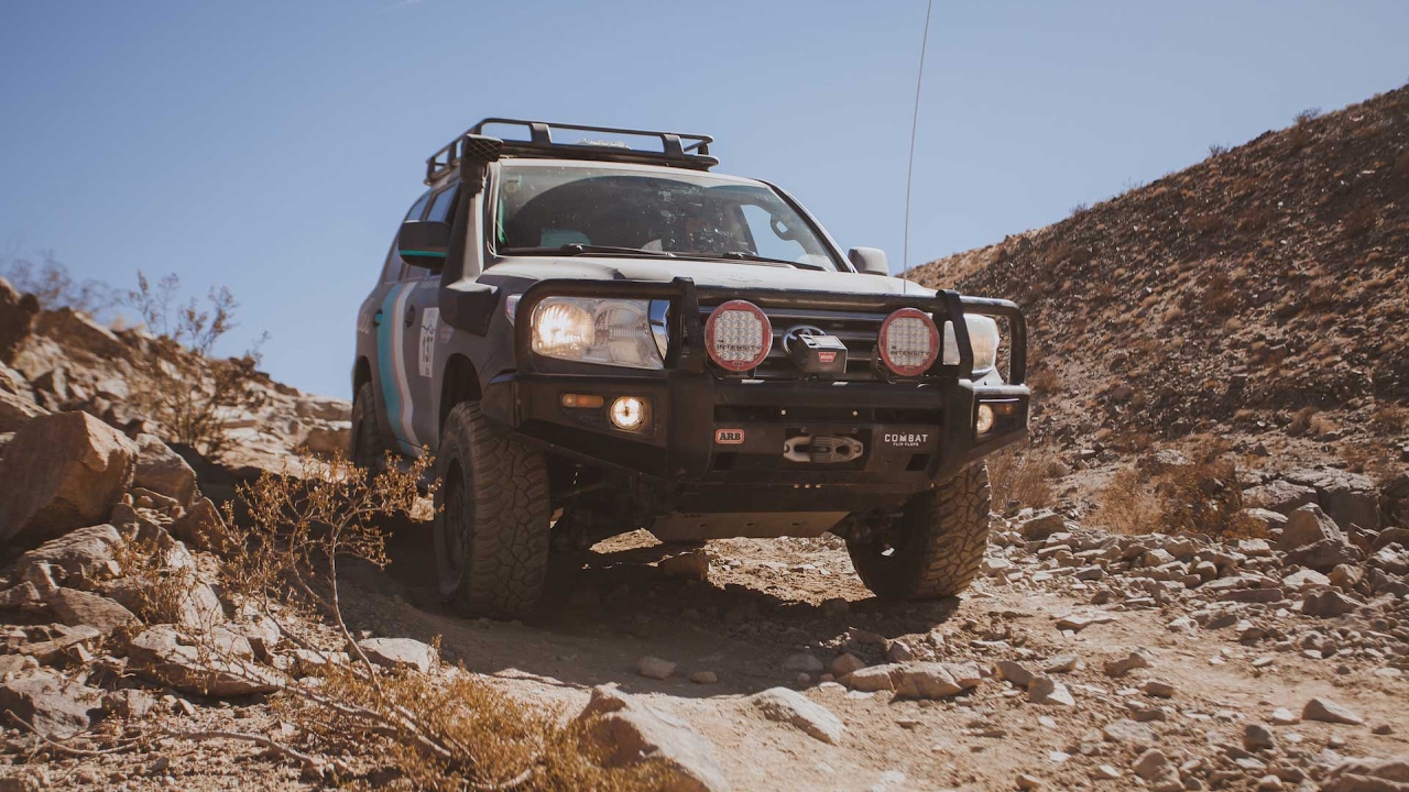 X Elles 2008 Toyota Land Cruiser 200 Series Build