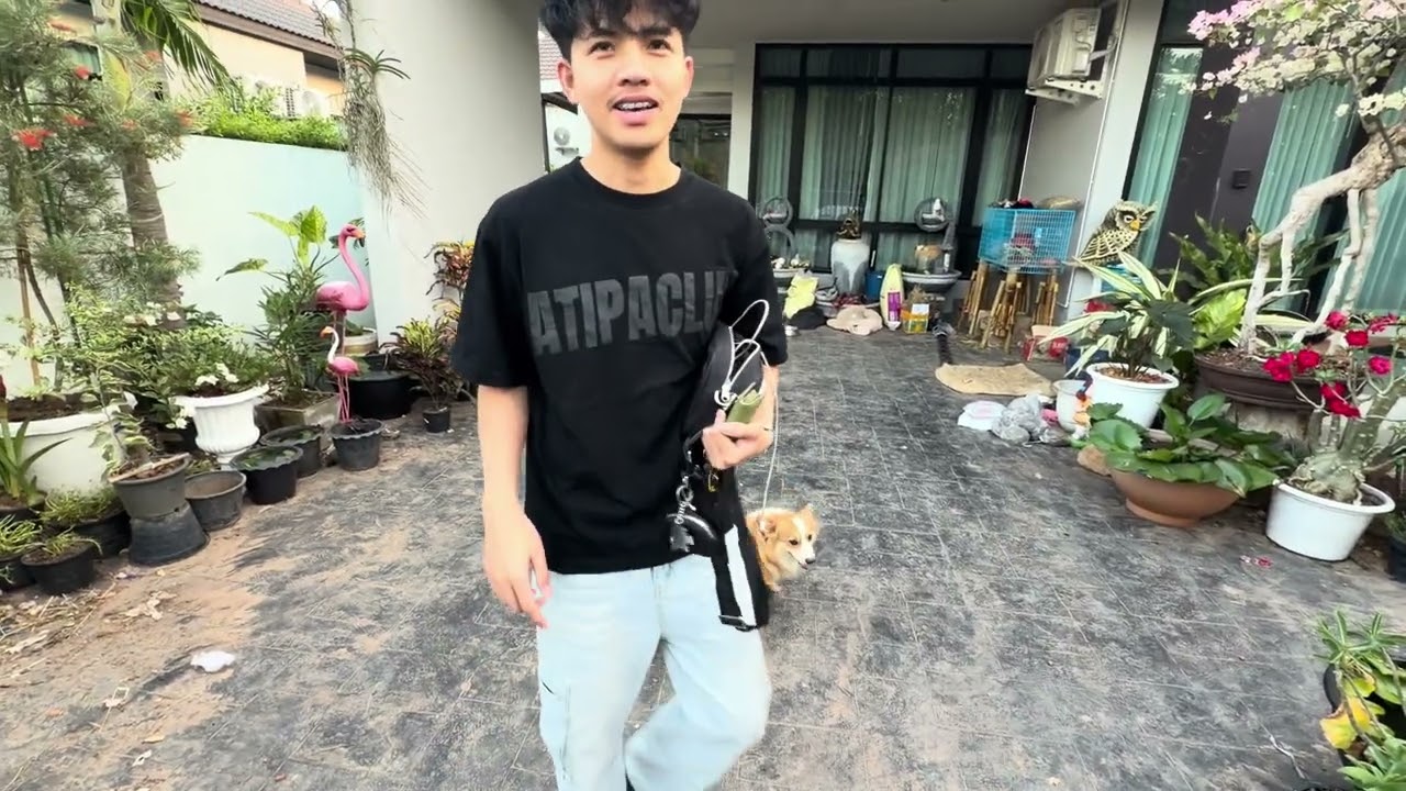 บุกบ้านพี่วัฒน์ ศิวดล #วัฒน์ศิวดล  #สาวน้อยลำเพลินshow #สาวน้อยเพชรบ้านแพง 