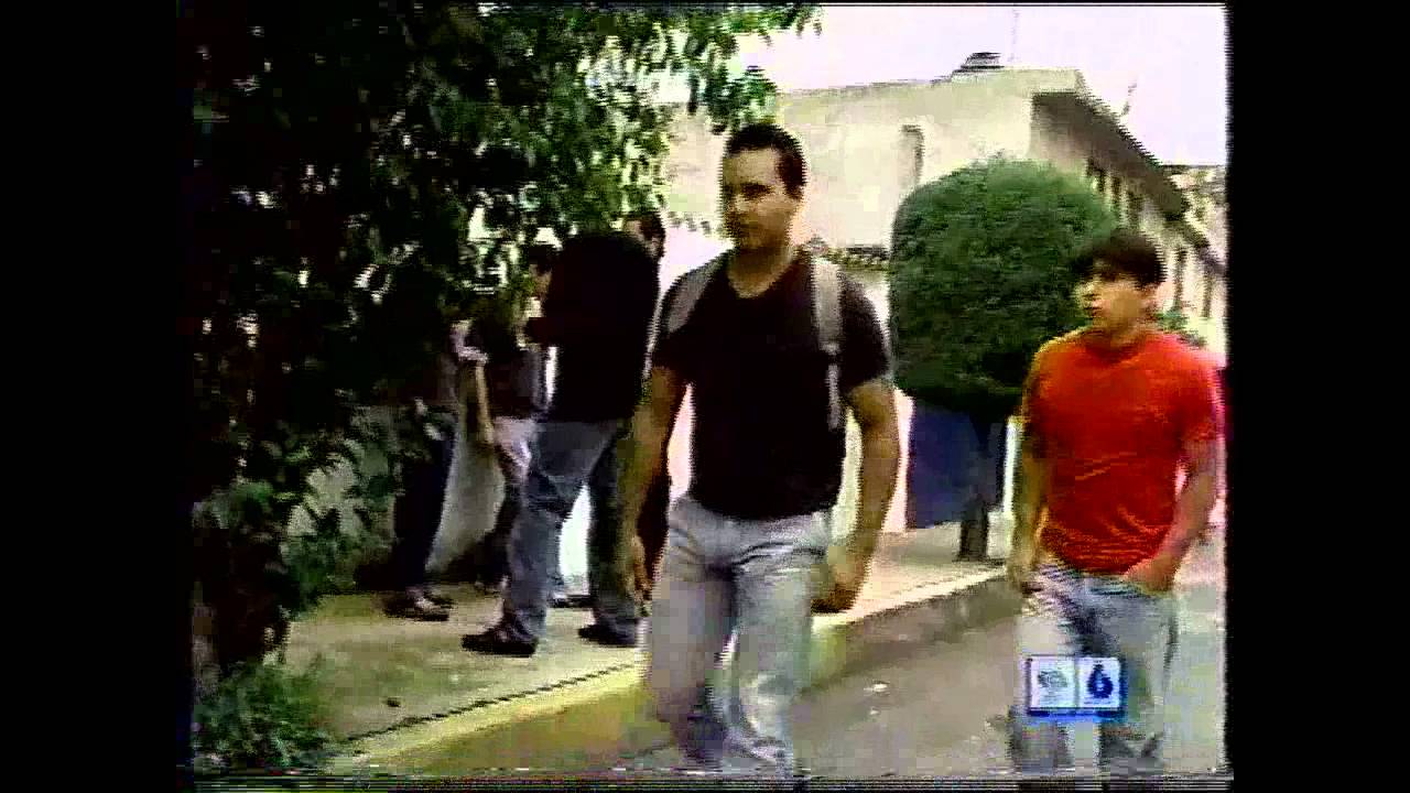 Hugo Aceves (lento)