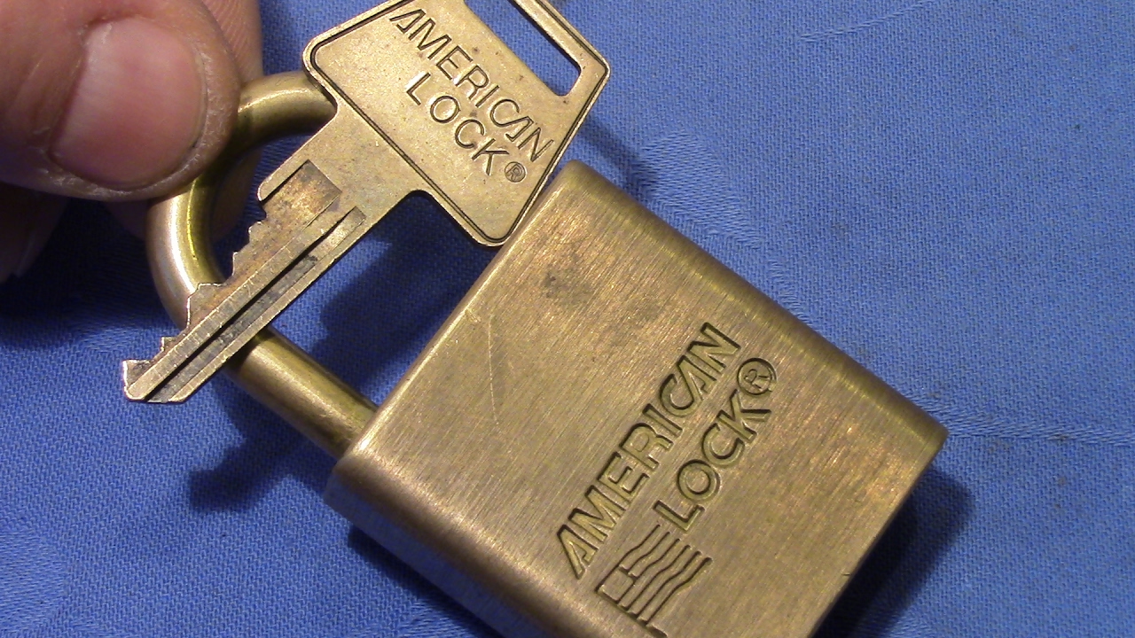 (picking 312) Picking of a wonderful all brass American padlock - thanks a lot to 'tumbl3r'