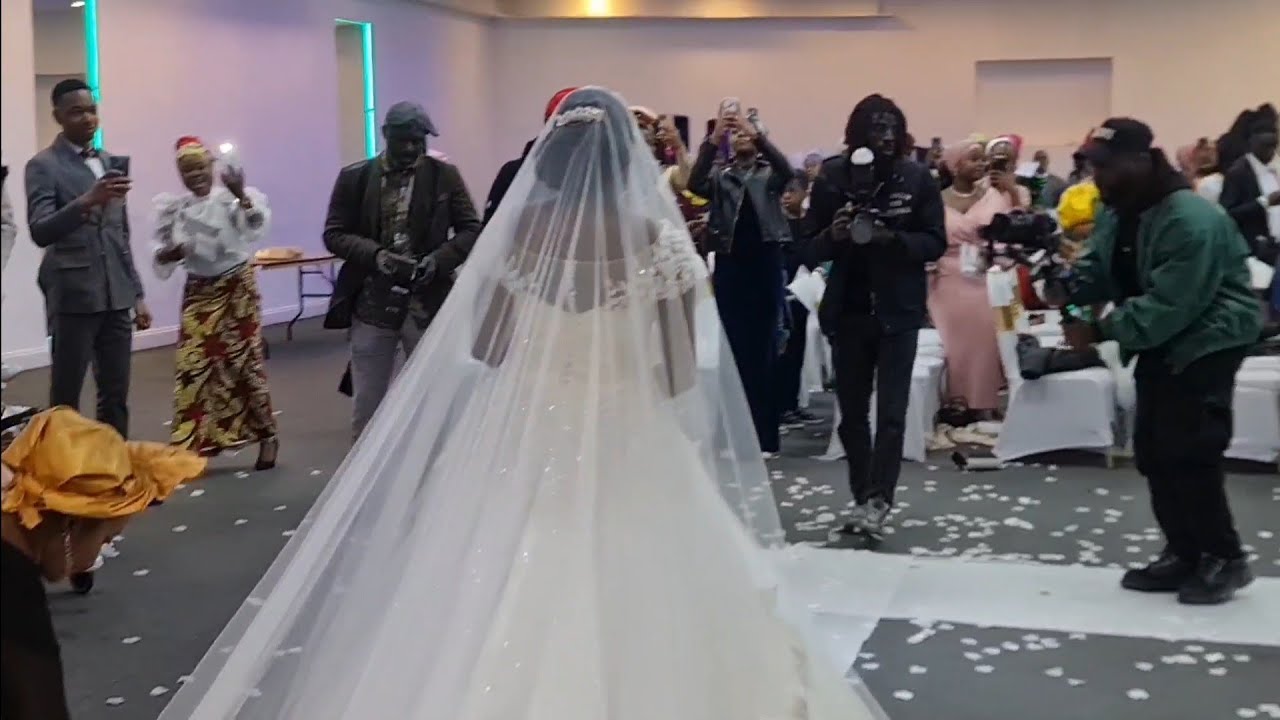 MARIAGE ERIC & SKYLAR. Entrée 13.05.2023