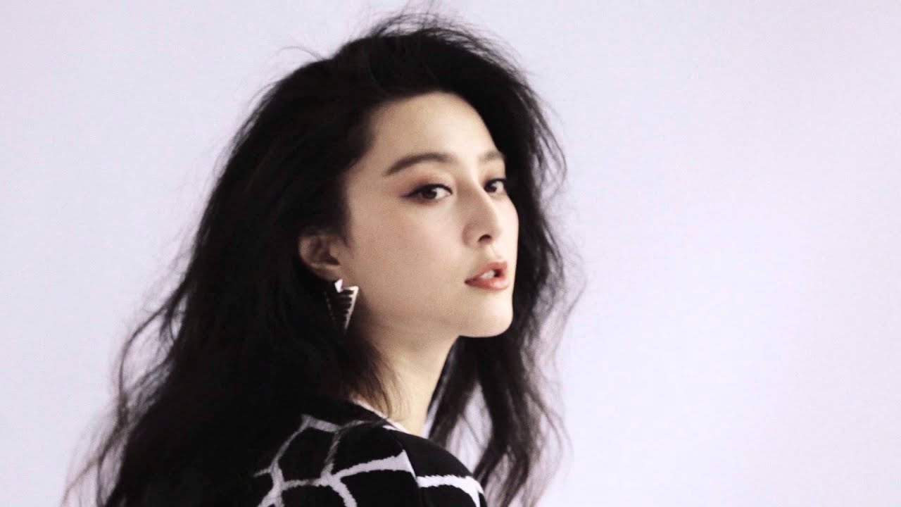 Fan Bingbing - Monochromatic City Dream - adidas Originals