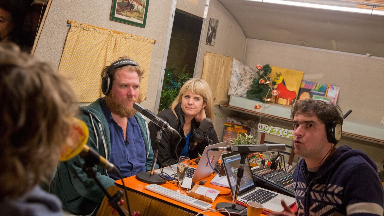 Radio Gaga live en lokaal vanuit Villa Voortman (Music For Life 2015)