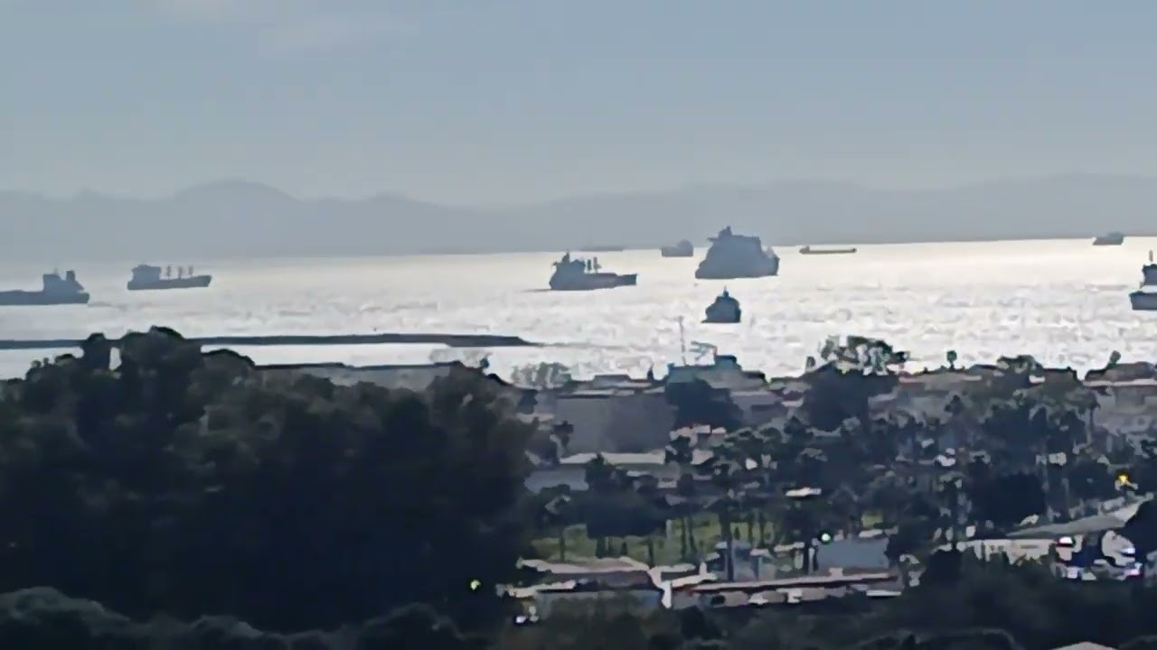 GIBRALTAR  MOROCCO 🇲🇦 SPAIN ALGECIRAS 🇪🇸 LOOKING FROM LA LÍNEA DE LA CONCEPCIÓN CÁDIZ SPAIN 🇪🇸 ♥️