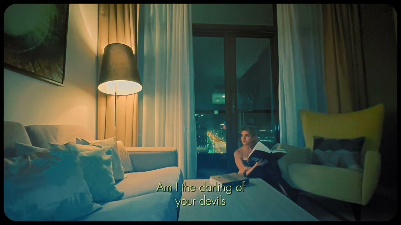 DashaDay - devils (Lyric Video)