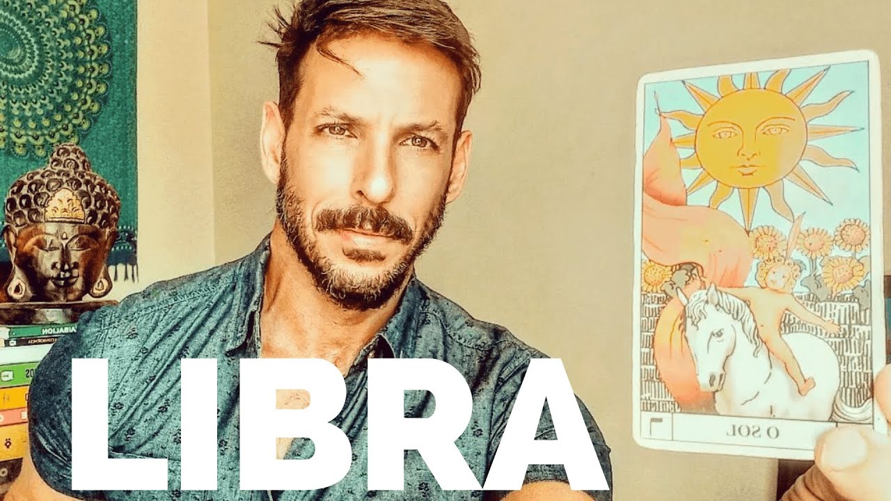 TAROT LIBRA - ESSA PESSOA CHEGA PARA AMAR VOCÊ Fernando Novais CS33