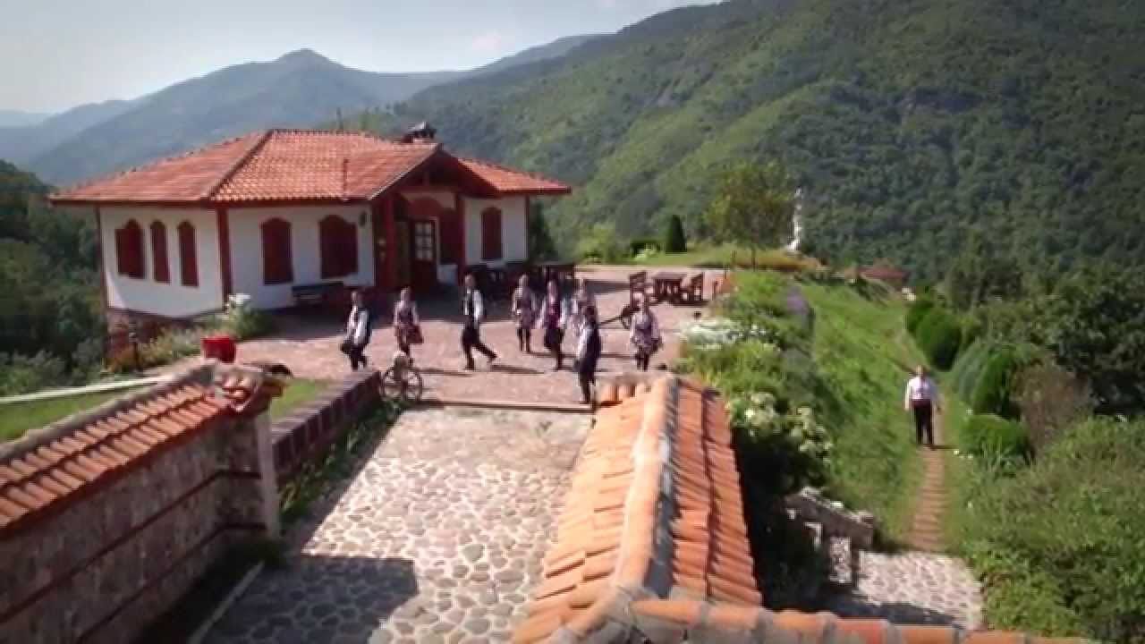ИЛИЯ ЛУКОВ 