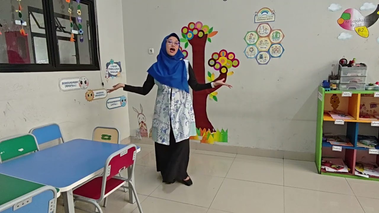 LOMBA MENYANYI FESTIVAL KREATIVITAS GURU TK NEGERI JAKARTA UTARA