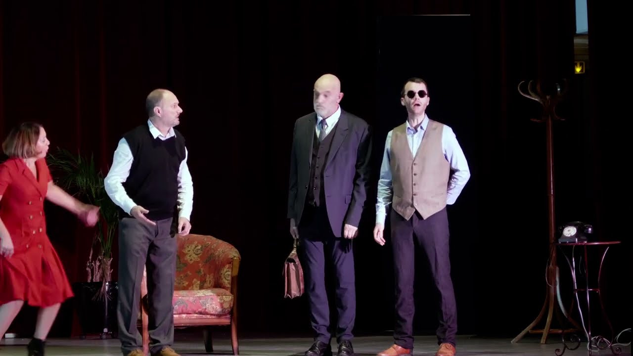 LE REPAS DES FAUVES - VAHE KATCHA - THÉÂTRE - PIÈCE COMPLÈTE - Issue De Secours