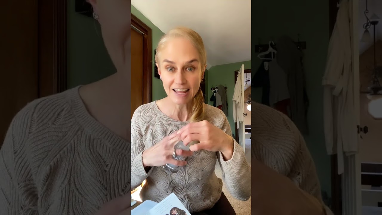 How to use the Rodan + Fields Give it a Glow - mini-facial