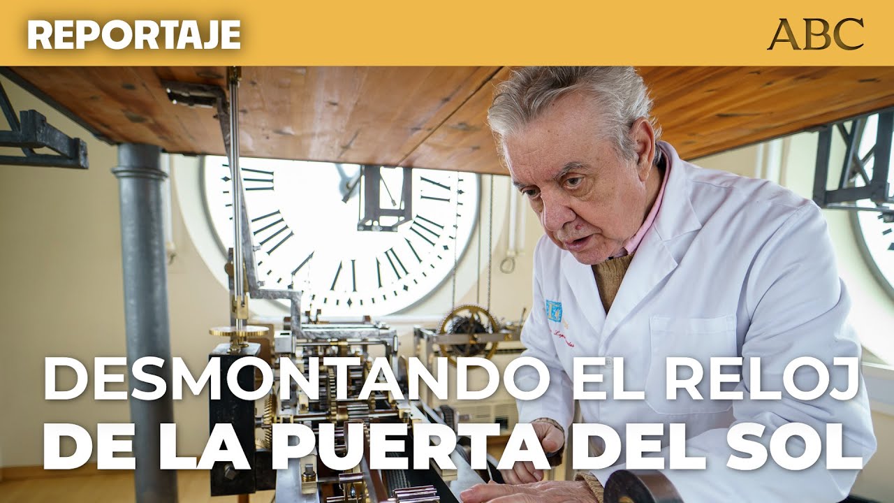 El tiempo se para en la PUERTA DEL SOL, así se DESMONTA el RELOJ de las CAMPANADAS