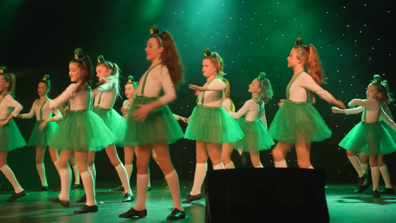 'Cest La Vie' JustDance Annual Show 2022