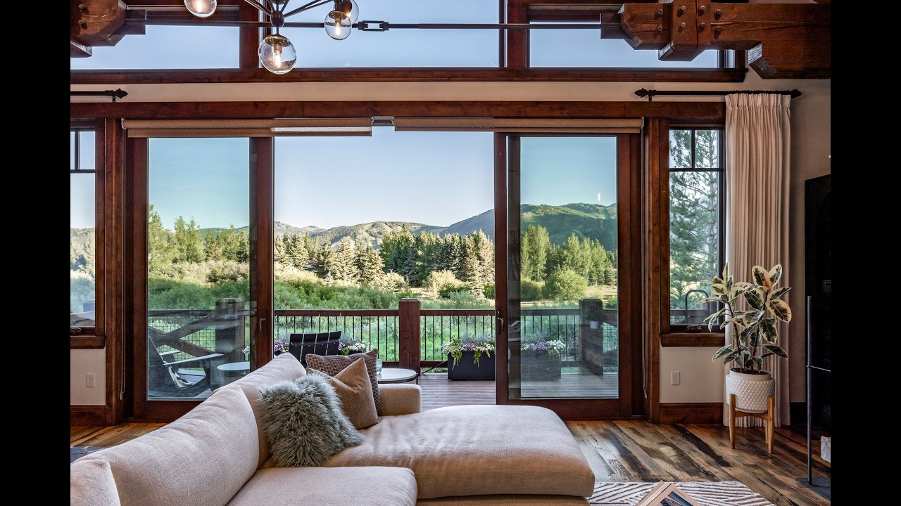 3000 Crestline Drive