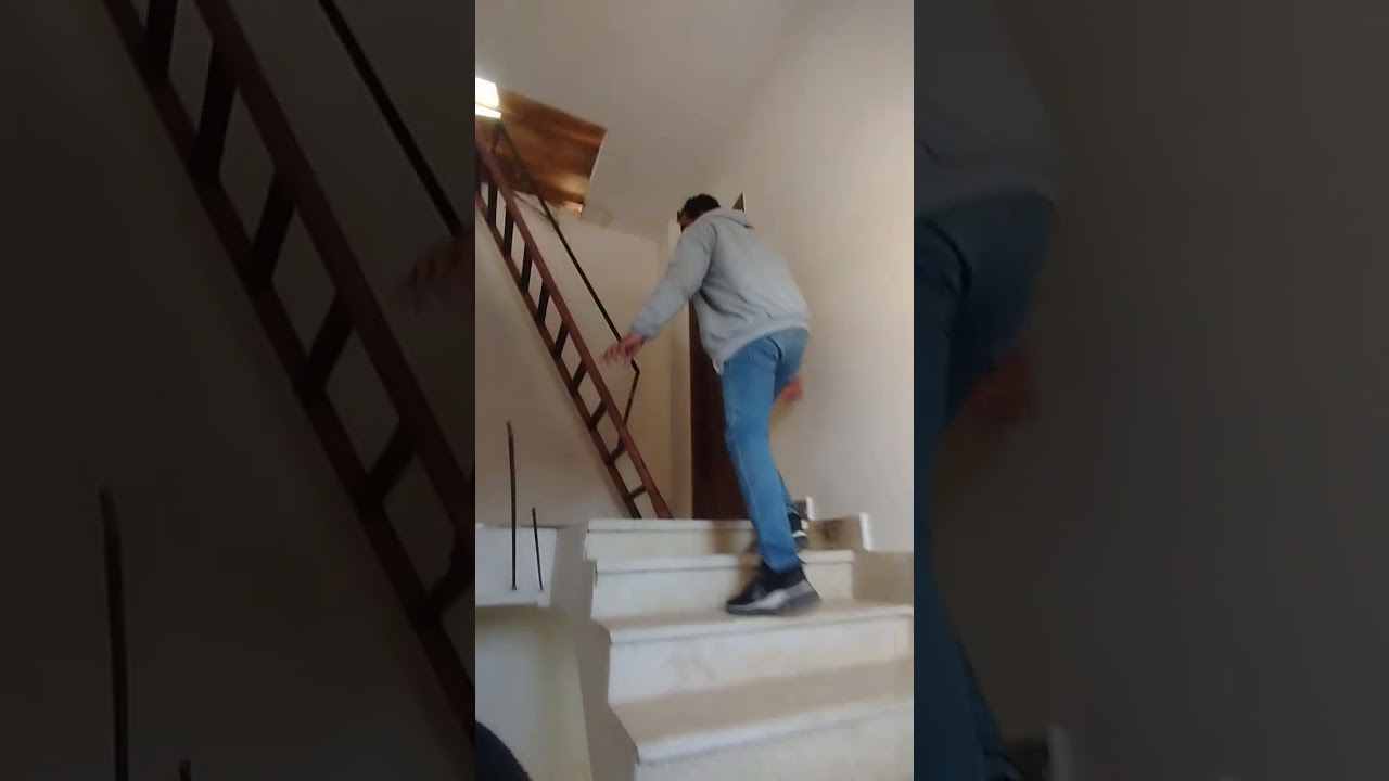 للبيع بمدينة 6اكتوبر المنطقة السادسه ابني بيتك علي شارع عمومي الروبيشي للتواصل 01070057575